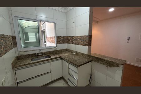 Apartamento à venda com 70m², 2 quartos e 2 vagasCozinha