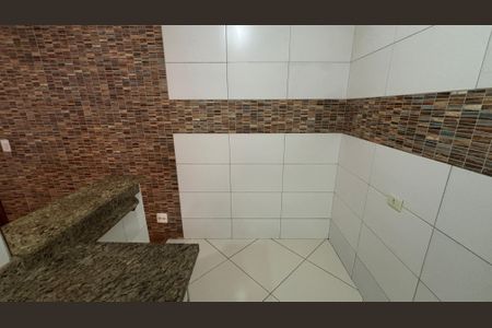 Apartamento à venda com 70m², 2 quartos e 2 vagasCozinha