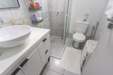 Apartamento à venda com 56m², 2 quartos e 1 vaga Apartamento à venda com 56m², 2 quartos e 1 vagaBanheiro