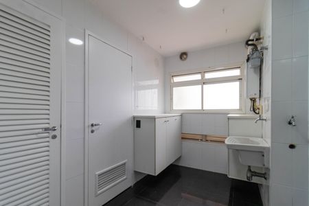 Apartamento para alugar com 158m², 2 quartos e 2 vagas Apartamento para alugar com 158m², 2 quartos e 2 vagasÁrea de Serviço