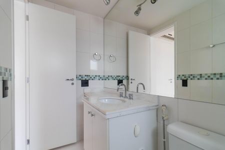 Apartamento para alugar com 158m², 2 quartos e 2 vagas Apartamento para alugar com 158m², 2 quartos e 2 vagasBanheiro da Suíte 1