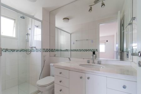 Apartamento para alugar com 158m², 2 quartos e 2 vagas Apartamento para alugar com 158m², 2 quartos e 2 vagasBanheiro da Suíte 2