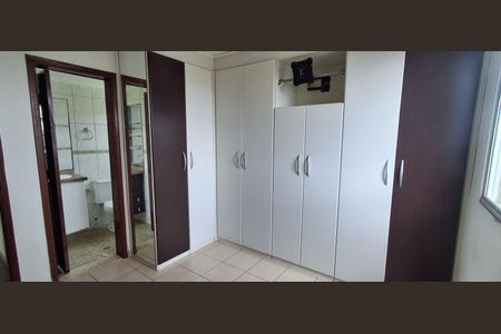 Apartamento à venda com 68m², 3 quartos e 1 vagaSuíte 