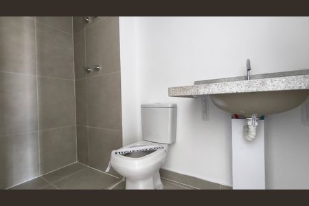 Studio para alugar com 24m², 1 quarto e sem vaga Studio para alugar com 24m², 1 quarto e sem vagaBanheiro