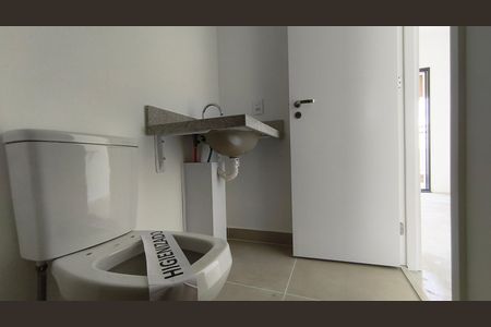 Studio para alugar com 24m², 1 quarto e sem vaga Studio para alugar com 24m², 1 quarto e sem vagaBanheiro