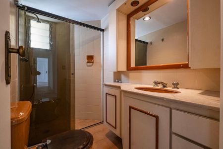 Apartamento à venda com 121m², 4 quartos e 2 vagasBanheiro Social