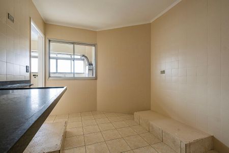 Apartamento à venda com 121m², 4 quartos e 2 vagasCozinha