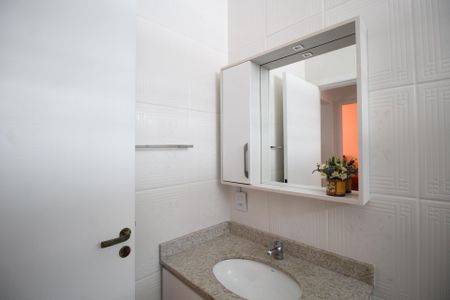 Apartamento à venda com 58m², 2 quartos e sem vagaBanheiro