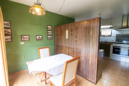 Casa à venda com 255m², 3 quartos e 4 vagasCopa