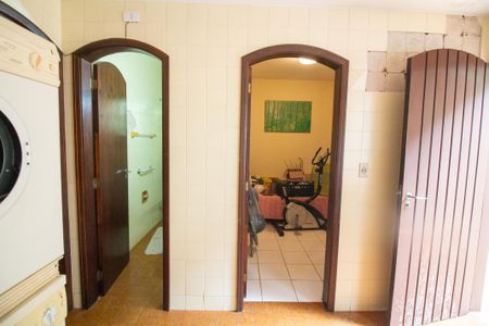 Casa à venda com 255m², 3 quartos e 4 vagasÁrea de Serviço