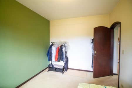 Casa à venda com 255m², 3 quartos e 4 vagasQuarto 2