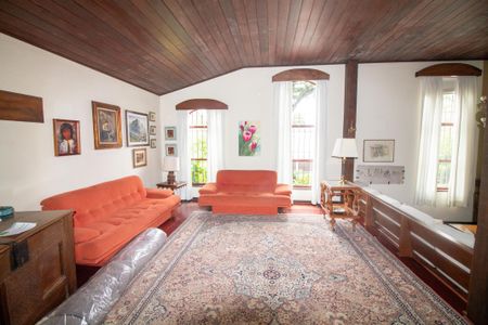 Casa à venda com 255m², 3 quartos e 4 vagasSala 2