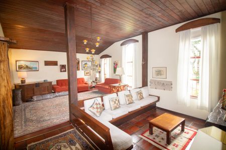 Sala de casa à venda com 3 quartos, 255m² em Jardim dos Estados, São Paulo