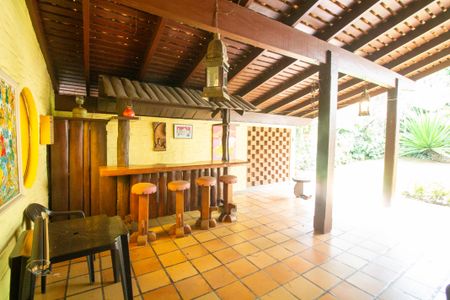 Casa à venda com 255m², 3 quartos e 4 vagasBar / Churrasqueira
