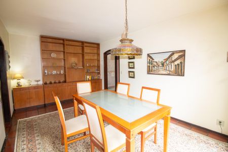 Casa à venda com 255m², 3 quartos e 4 vagasSala de Jantar