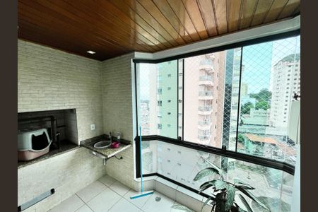 Apartamento à venda com 250m², 5 quartos e 4 vagasVaranda gourmet