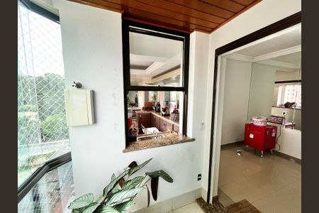 Apartamento à venda com 250m², 5 quartos e 4 vagasVaranda gourmet