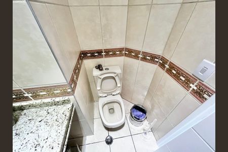 Apartamento à venda com 250m², 5 quartos e 4 vagasLavabo