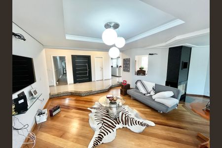 Apartamento à venda com 250m², 5 quartos e 4 vagasSala