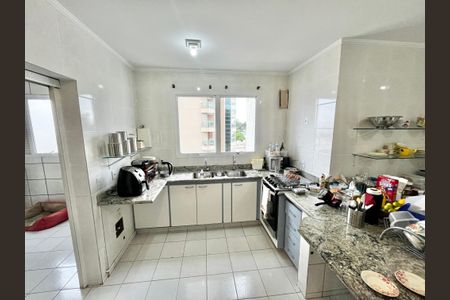 Apartamento à venda com 250m², 5 quartos e 4 vagasCozinha
