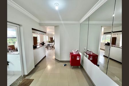 Apartamento à venda com 250m², 5 quartos e 4 vagasBar/Copa