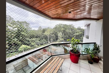 Apartamento à venda com 250m², 5 quartos e 4 vagasVaranda da Sala