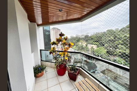 Apartamento à venda com 250m², 5 quartos e 4 vagasVaranda da Sala