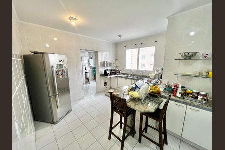 Apartamento à venda com 250m², 5 quartos e 4 vagasCozinha