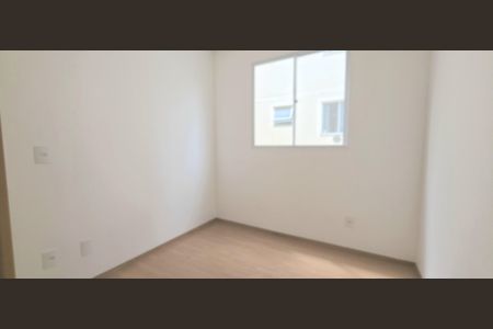 Apartamento à venda com 2 quartos, 42m² em Lundcéia, Lagoa Santa