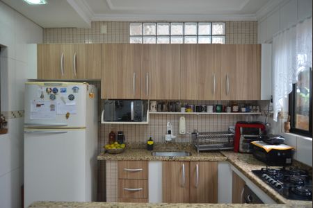 Casa à venda com 250m², 3 quartos e 5 vagasCozinha