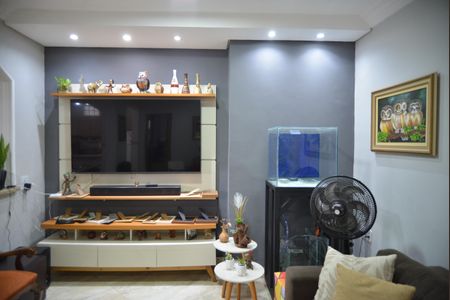 Casa à venda com 250m², 3 quartos e 5 vagasSala