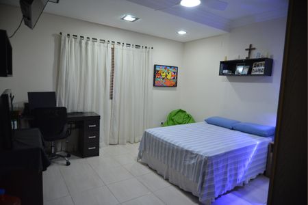 Casa à venda com 250m², 3 quartos e 5 vagasQuarto 2