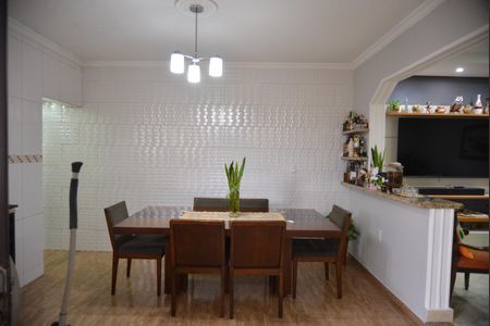 Casa à venda com 250m², 3 quartos e 5 vagasCozinha