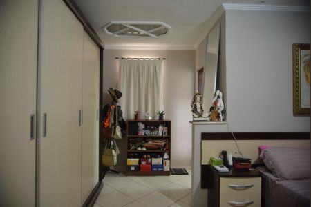 Casa à venda com 250m², 3 quartos e 5 vagasQuarto Suíte