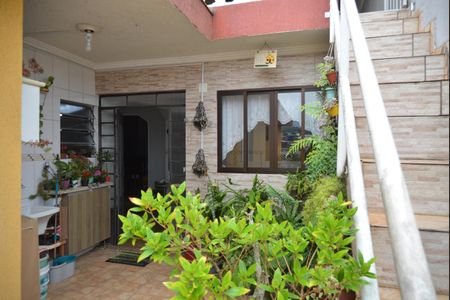 Casa à venda com 250m², 3 quartos e 5 vagasQuintal