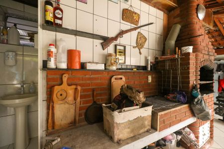 Casa para alugar com 50m², 1 quarto e sem vagaÁrea de Serviço e Churrasqueira