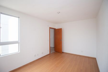 Sala de apartamento para alugar com 2 quartos, 44m² em Alvorada, Contagem