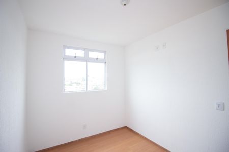 Quarto 1 de apartamento para alugar com 2 quartos, 44m² em Alvorada, Contagem