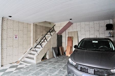 Casa para alugar com 35m², 1 quarto e sem vaga Casa para alugar com 35m², 1 quarto e sem vagaGaragem