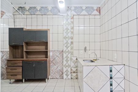 Casa para alugar com 35m², 1 quarto e sem vaga Casa para alugar com 35m², 1 quarto e sem vagaCozinha e Área de Serviço