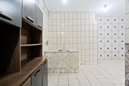 Casa para alugar com 35m², 1 quarto e sem vaga Casa para alugar com 35m², 1 quarto e sem vagaCozinha e Área de Serviço