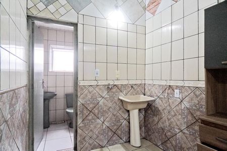 Casa para alugar com 35m², 1 quarto e sem vaga Casa para alugar com 35m², 1 quarto e sem vagaCozinha e Área de Serviço
