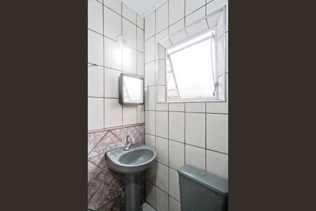 Casa para alugar com 35m², 1 quarto e sem vaga Casa para alugar com 35m², 1 quarto e sem vagaBanheiro