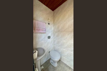 Casa à venda com 282m², 4 quartos e 4 vagasLavabo externo 