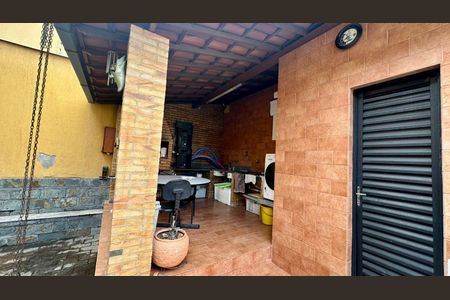 Casa à venda com 282m², 4 quartos e 4 vagasEspaço gourmet 