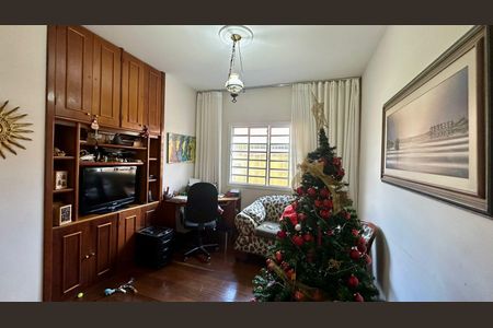 Sala  de casa à venda com 4 quartos, 282m² em Parque Sao Joao Batista, Belo Horizonte