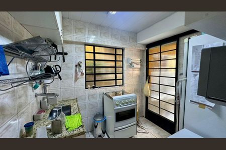 Casa à venda com 282m², 4 quartos e 4 vagasCozinha edícula 