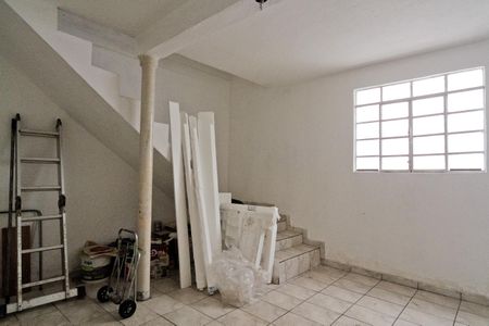 Casa à venda com 220m², 4 quartos e 1 vagaCasa 2 - sala