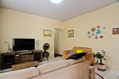 Casa à venda com 220m², 4 quartos e 1 vagaSala