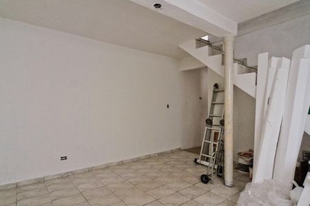 Casa à venda com 220m², 4 quartos e 1 vagaCasa 2 - sala